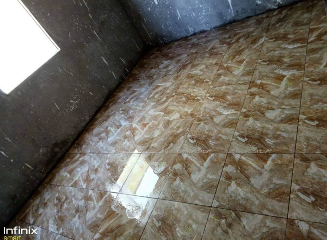 معلم تركيب سيراميك ورخام محترف